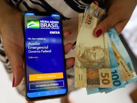 Empréstimo consignado com Auxílio Brasil: saiba como pedir